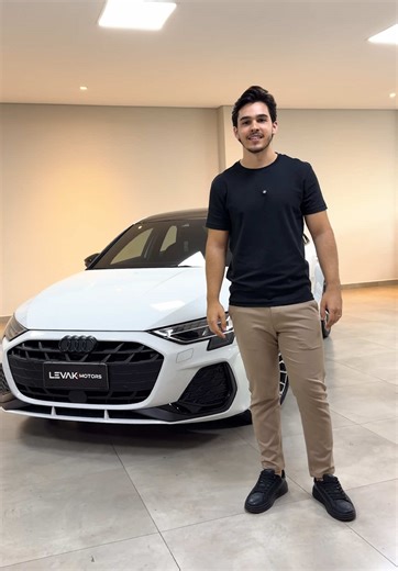 Audi A3 Performance Black S-Line 2.0 TFSI 2024/2025 — 8.000 km