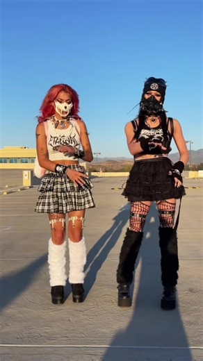 batcreepq (@batcreepq)’s videos with original sound - batcreepq