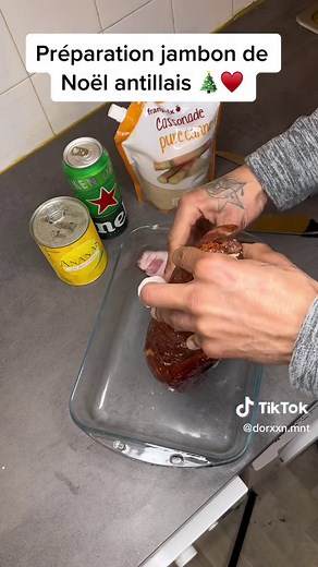 #LiveOutlandish Qui aime le jambon de Noël 🎄 ? #cuisine #recette #noel #christmas #jambon #delicious