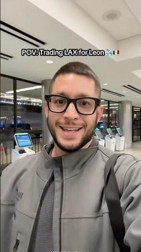 Cheapest flight from LAX to Mexico? Volaris Review #shorts