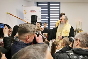 (Video) A fost inaugurată Clinica „Veronica”, primul centru socio-medical gratuit din țară