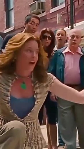 Alien Prints Money & Turns Into a Spaceship 😳👽.