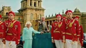 Housefull 4 Bollywood Song Medley ft. Kriti Sanon, Pooja Hegde, and More!