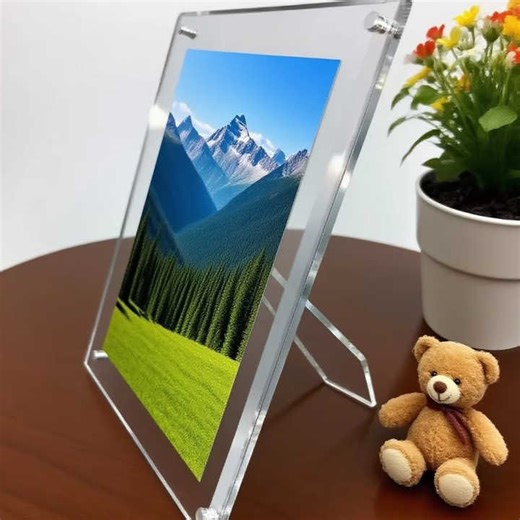 Stylish Minimalist Acrylic Magnetic Picture Frame for Desktop Display
