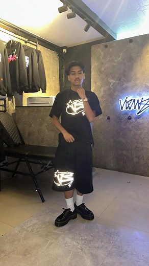 7.1K views · 515 reactions | Viewsuals - VS Logo (Reflectorize)Order online tiktok : Tshirt : https://vt.tiktok.com/ZSHcMxAbkDxtk-8llP2/Short : https://vt.tiktok.com/ZSHcMxUb3jod5-zS06u/ | Viewsuals International | Facebook