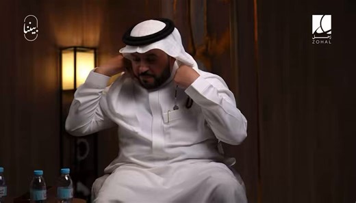 د. عمر الحماد:المتوفي كان مزواج كان يسافر ويتزوج ويجيب أولاد في عدة دول لما توفى اجتمعوا عندي اخوان أول مرة يشوفون بعض في حياتهم عندي، الوجيه مختلفة تمامًا شخص يتكلم سوري واحد لهجة مصرية واحد لهجة شمالية واحد جنوبي اختلاف ثقافات يعني ما تقول ذولي اخوان.