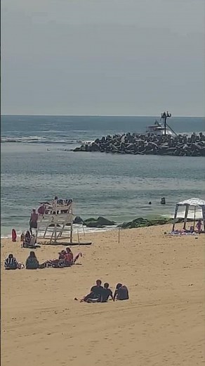 Manasquan Inlet Cam — Boat, Beach & Summer in Full Swing 🌊