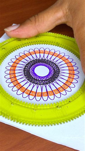 The Mesmerizing Brain Oasis Flow! 🌀✨ Pure Hypnotic Spirograph Art Therapy #shorts #art