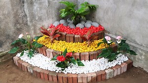 305K views · 8.1K reactions | How to Transform Your Garden with Expert Design Tips | DIY Balcony Garden | Facebook