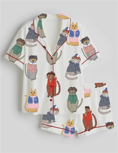 Trendy Satin Pajama Set for Women – Modern Retro Sci-fi Cat Print, Long Sleeve Sleepwear - Etsy