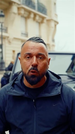 RZ OFFICIEL on Instagram: "Merci pour vos retour sur l’album ecchymose disponible depuis le 03 Décembre. Pour cette rentrée 2026 on vous offre une rafale du projet en image, le clip « j’ai rien volé » en collab avec la famille @knz.lek On se donne rendez vous fin mars maintenant le temps de faire le point spirituellement. Hygiène et discipline Merci aux intervenants sur ce clip @daryl_films et @chemsrdn Merci à @rubzprod pour la prod, @big_house_marketing pour le marketing, GEO pour le mix, à Ma
