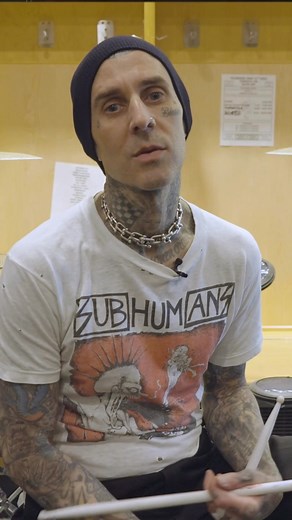 Travis Barker breaks down some of his favorite rudiments backstage‼️ This video was a blast to film and it was so cool getting to hang with Travis and talk drums music. Thanks to @travisbarker and the @blink182 team for making this happen 🤘🏻 @drumeoofficial #drumeo #travisbarker #blink182 #rudiments #drumrudiments #drums #drummer #drumming #drumstagram #drumlife | Brandon Toews