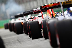 How will the new F1 qualifying format to be tested in 2023 work?