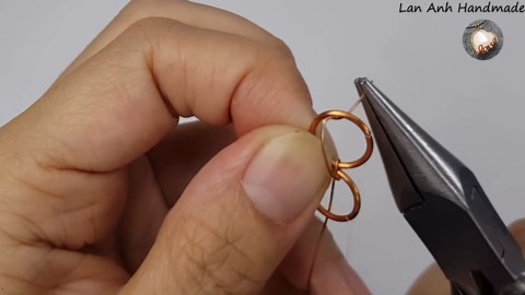Cube from jump ring - Wire cage pendant for big sphere stone without holes 547