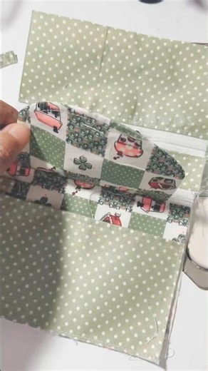 Making wristlet wallet fun scrap buster friendly projects #sewing #etsyfinds #sewingpattern