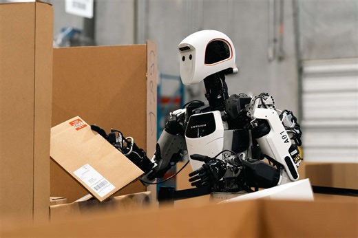 Cauchemar de science-fiction ? Ce robot travaille à sa propre production !