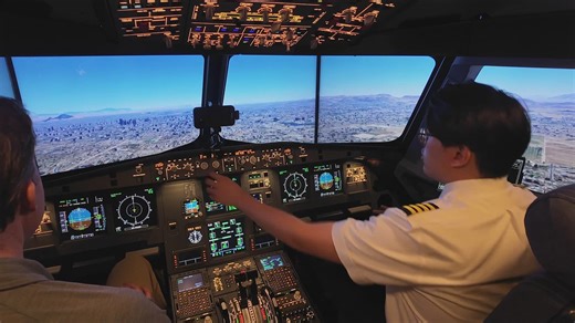 See what it's like to fly a passenger jet in Phoenix with the Airbus A320 simulator