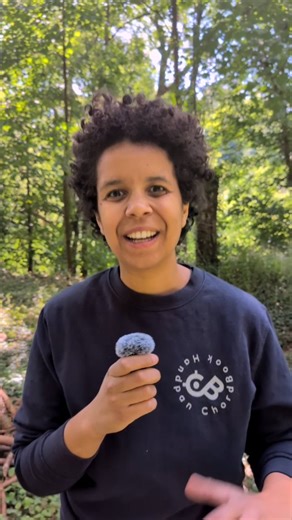 Rosie Bergonzi on Instagram: "It’s finally LIVE! The Patterns Pack Vol. 1 is out now.... My own course 🥹 (mega help from @amy_naylor_smiles 🙏🏽❤️) This course is designed to be the companion to Handpan ChordBook. Find the chords over there, then slot together these grooves, patterns and arpeggios any way you like to make something uniquely you. Why is this course different? ✨ Universal: Unlike play along tutorials that only work on one scale, these patterns are designed to work on YOUR specifi