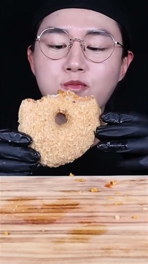 PEANUT BUTTER DONUTS EATING SOUND