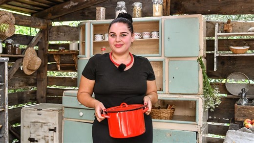 10 évvel idősebb férfit szeret a Farm VIP sztárja, Paprika Dorina