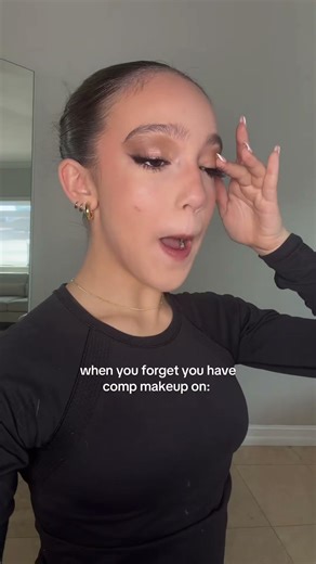 NO way I js ruined the glam before going onstage 😭 #competitionmakeup #dancer #relatable #viral