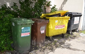 Segregacja śmieci od 1 stycznia 2020 - są nowe zasady. Ile trzeba mieć pojemników?
