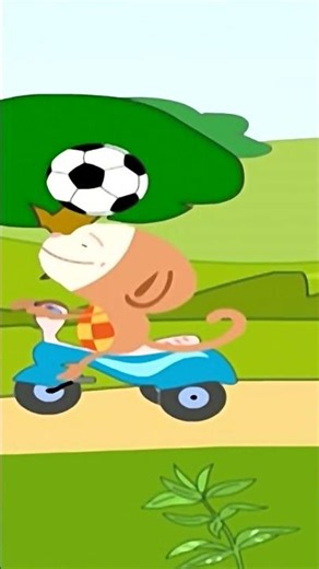 Oliver is bouncing a soccer ball on his head⚽ #shorts, #kidscartoon