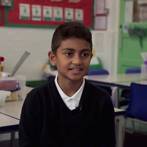 44K views · 813 reactions | Mahmoud’s school is surrounded by junk food but a fruit and vegetable stall is helping families to make healthier choices. | UNICEF | Facebook