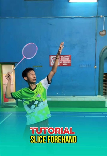 Membalas @Dukun Terkuat🗿 Tutorial pukulan slice forhand ! Biar lawan terkecoh.. . #tutorialbadminton #abutrickshot #coachabu #badminton #bulutangkis