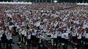 Is this the world's biggest orchestra performance?