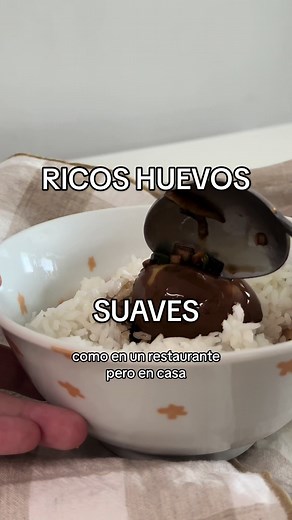 Los Mejores Huevos de Ramen: Receta de Lily Chen