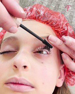 A tale of a street girl's journey from fatigue to fabulous, thanks to a generous stylist | Tips & Tricks