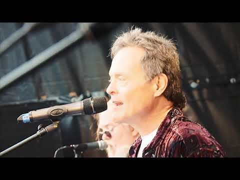 Axe – Rock N Roll Party In The Streets -Live (HD) Melodic Rock -2012