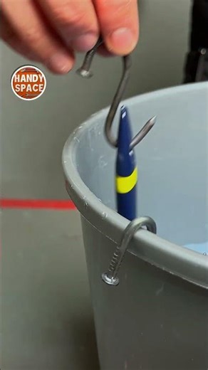 Painters, You’ll Love This! A Hook Trick for Brushes! #painting