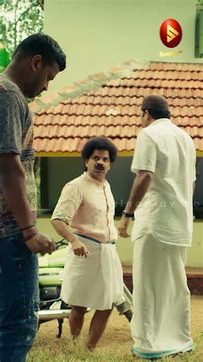 ഓനെന്തിനാ ഓള്‍ടെ കണ്ണീരൊപ്പിയേ..#shorts