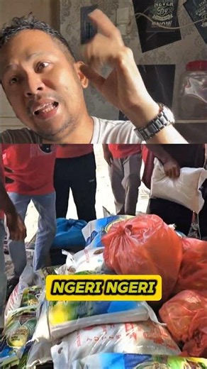 Untung tdk pak jokowi gess. Kalo ngk udh r4me tu para terjall. #Jokowi #Prabowo #Pdip