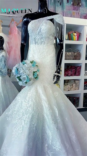 Stunning White Wedding Gown Inspiration #wedding #dress #weddingdress #outfitideas #styleinspo #yt