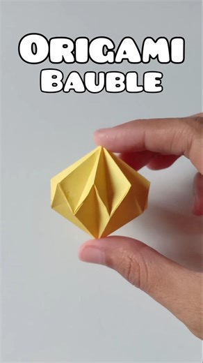Origami Bauble - DIY Paper Christmas Ornaments#diy #baubles #chrismasdecoration#origami