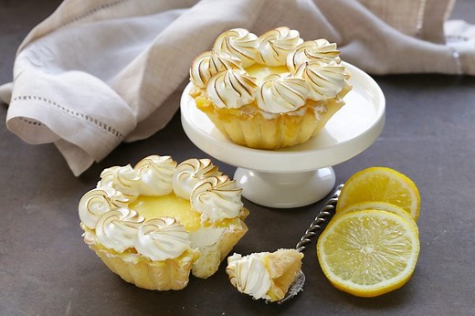 25 Delicious Mini Desserts & Recipes