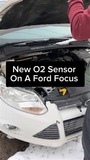 DUNLAP on Instagram: "🛠️ New O2 Sensor On A Ford Focus 🚗 #o2sensor #fordfocus #fordfocuso2sensor #5StarGChallange #5Stars"
