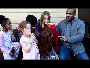 RARE Elmo Footage with Kevin Clash Behind the Scenes in 2011- Tickle Me!