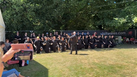A gentle final warm up before we hit the stage for the A10 Folklore category Llangollen International Eisteddfod. Proud to bring our waiata to Cymru Wales today | NZ Youth Choir