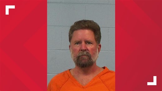 Leander HS special education teacher charged with improper relationship with student