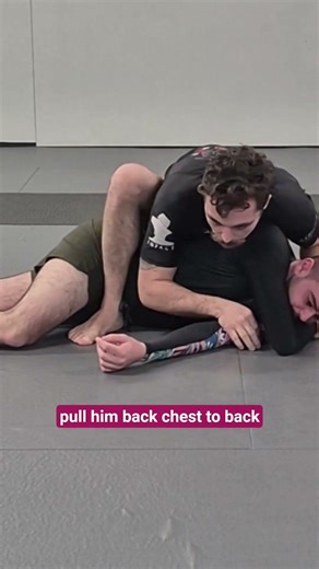 how to do a triangle choke #bjj #jiujitsu #nogi #mma #grappling #wrestling #trianglechoke #fitness