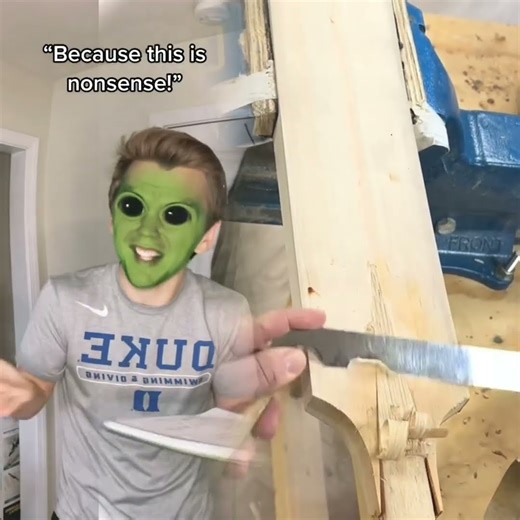 #greenscreen who else thinks math is confusing😂😂