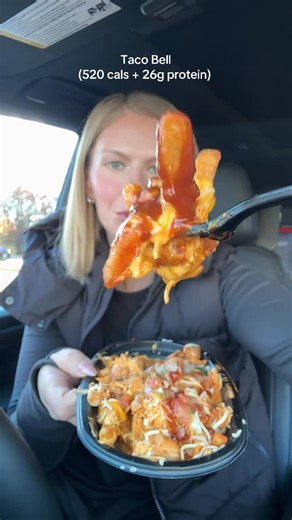 Samantha Milton on Instagram: "Taco Bell 🍟🌯 (520 cals + 26g protein) Here’s how to order: -Frank’s RedHot Diablo Chicken Nacho Fries with EXTRA cantina chicken -Fire Sauce -medium Baja Blast ZERO SUGAR #tacobell #fries #caloriedeficit #fastfood #hack #weightloss #pcos #pcosweightloss #weightlossjourney #protein #mom #mealprep #order"