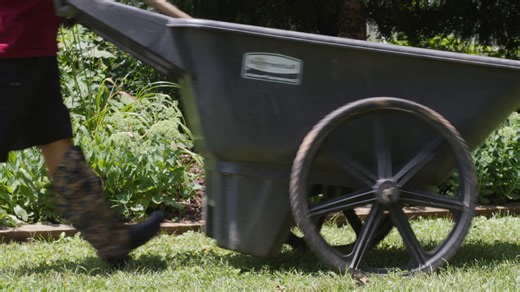 We’re advancing science for Karen—for more landscaping, neighborhood bonding, and softball games, uninterrupted by overactive bladder. | Boston Scientific