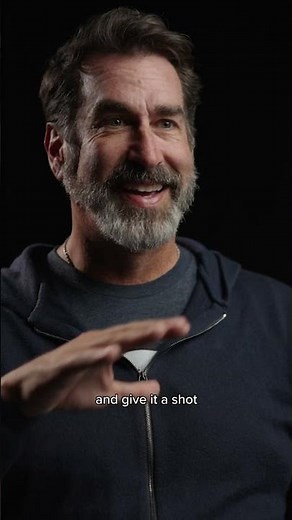 How Being a Marine Helped Rob Riggle Become an Actor #veteran #military #marine