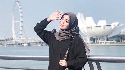 Kenali Warna Pakaian yang Paling Bikin Gerah Saat Cuaca Panas