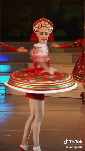 Kalinka Dance | Traditional Russian Folk Song & Dance 🇷🇺